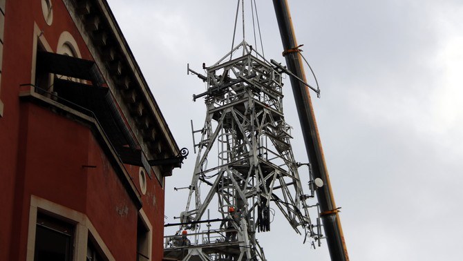 Desmantellament de l'antena del carrer Sant Fidel